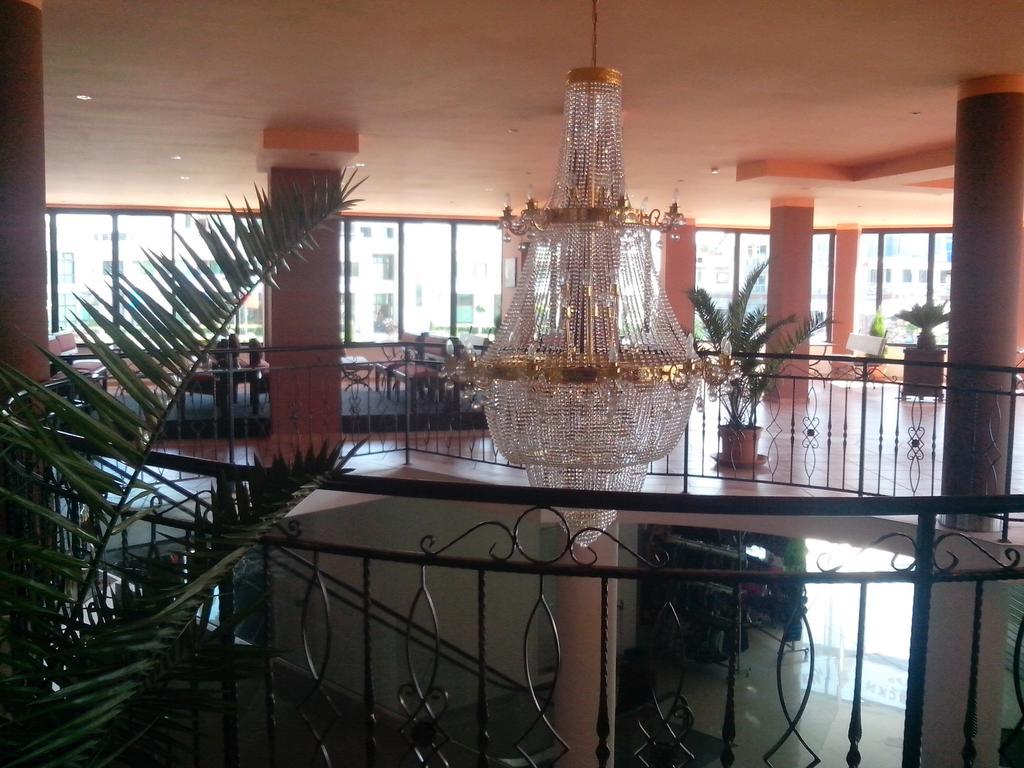 La Piazza Primorsko Rooms & Apartments エクステリア 写真