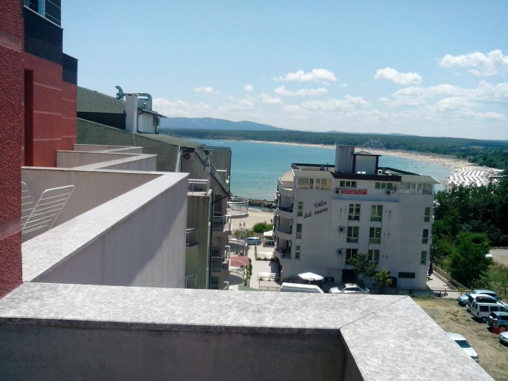 La Piazza Primorsko Rooms & Apartments エクステリア 写真