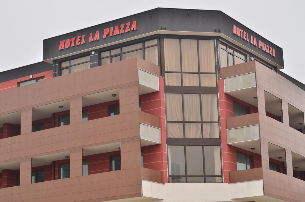 La Piazza Primorsko Rooms & Apartments エクステリア 写真